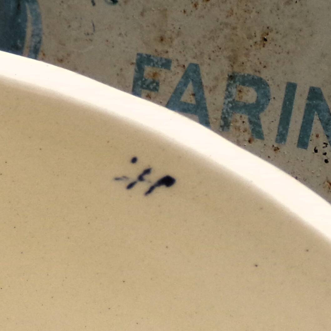 Camembert dish or butter dish in Rouen earthenware