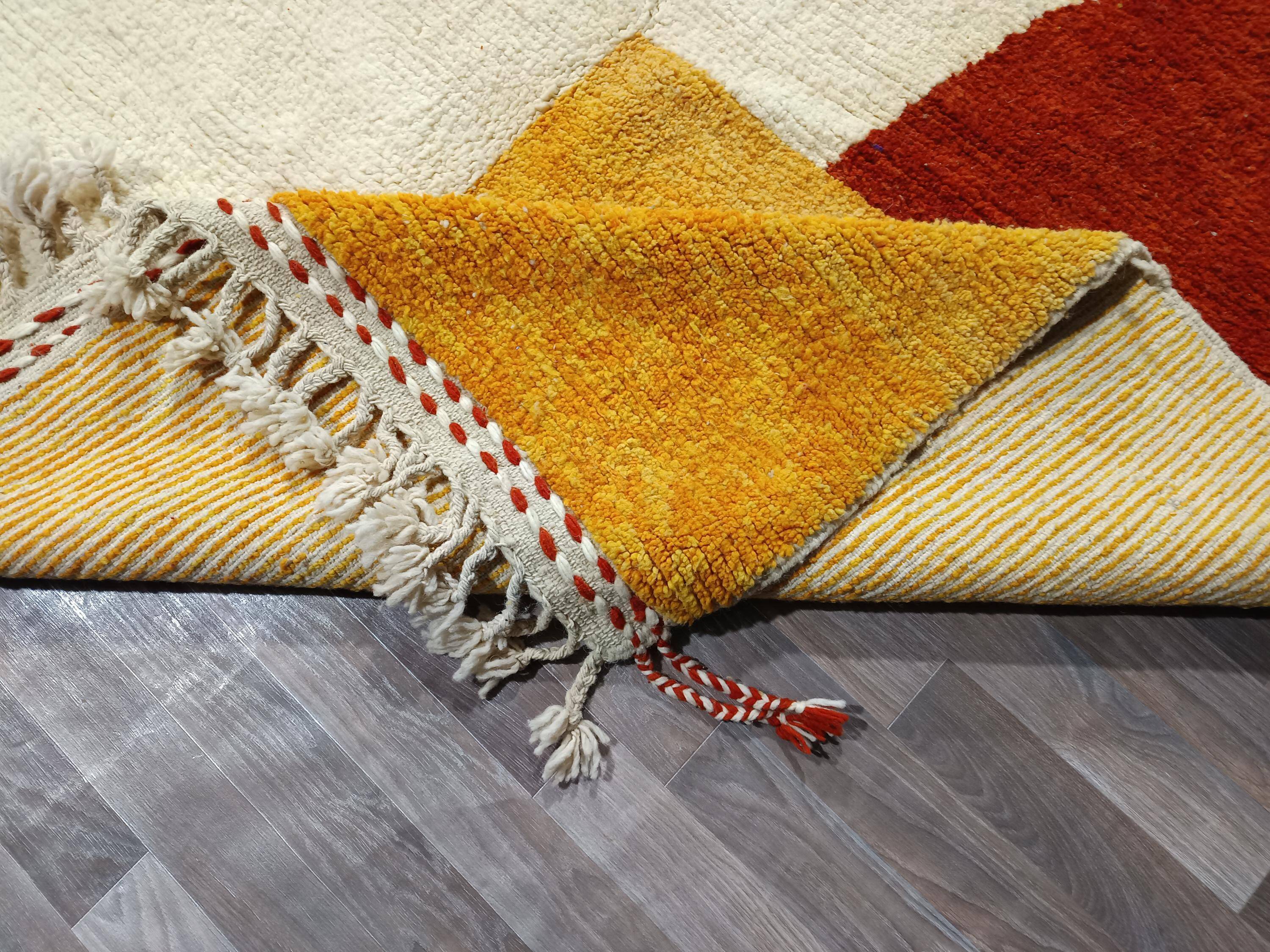 Berber rug natural wool Morocco 3 x 2 m