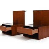 Paire de tables de chevet suspendues en teck par Hans Wegner pour Getama