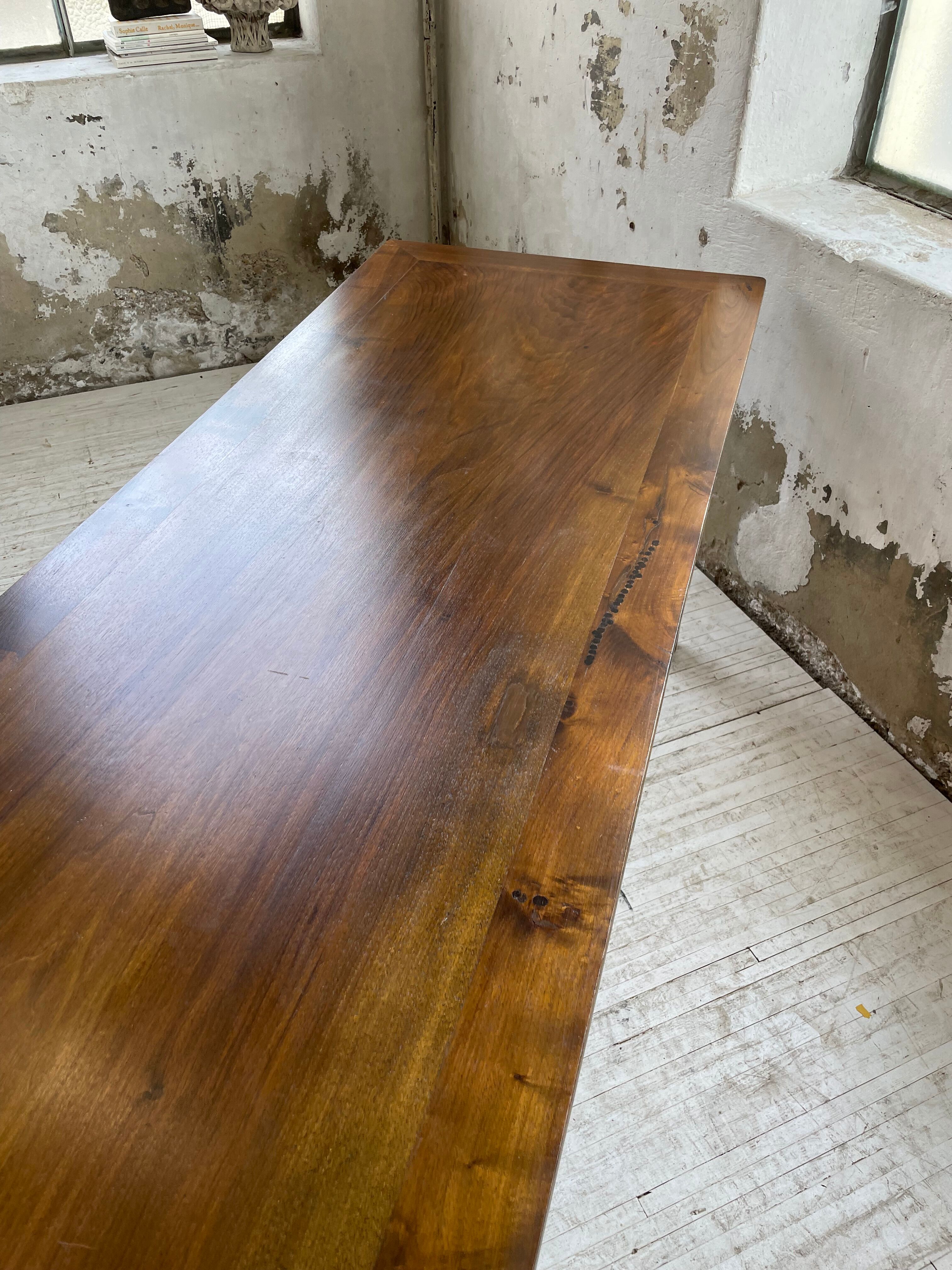 Table of draper firm walnut 260cm