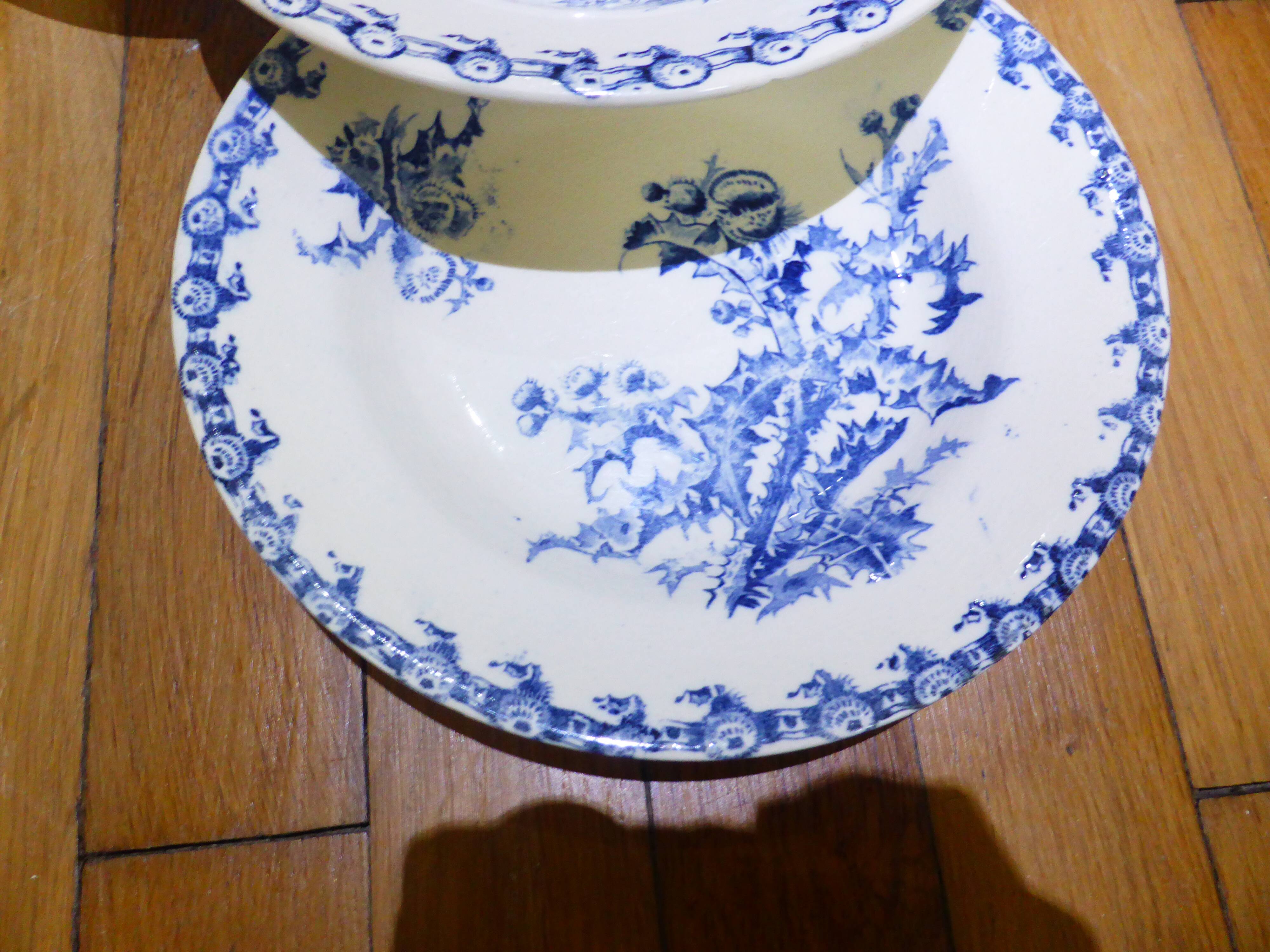 4 Gien Chardons soup plates (9)