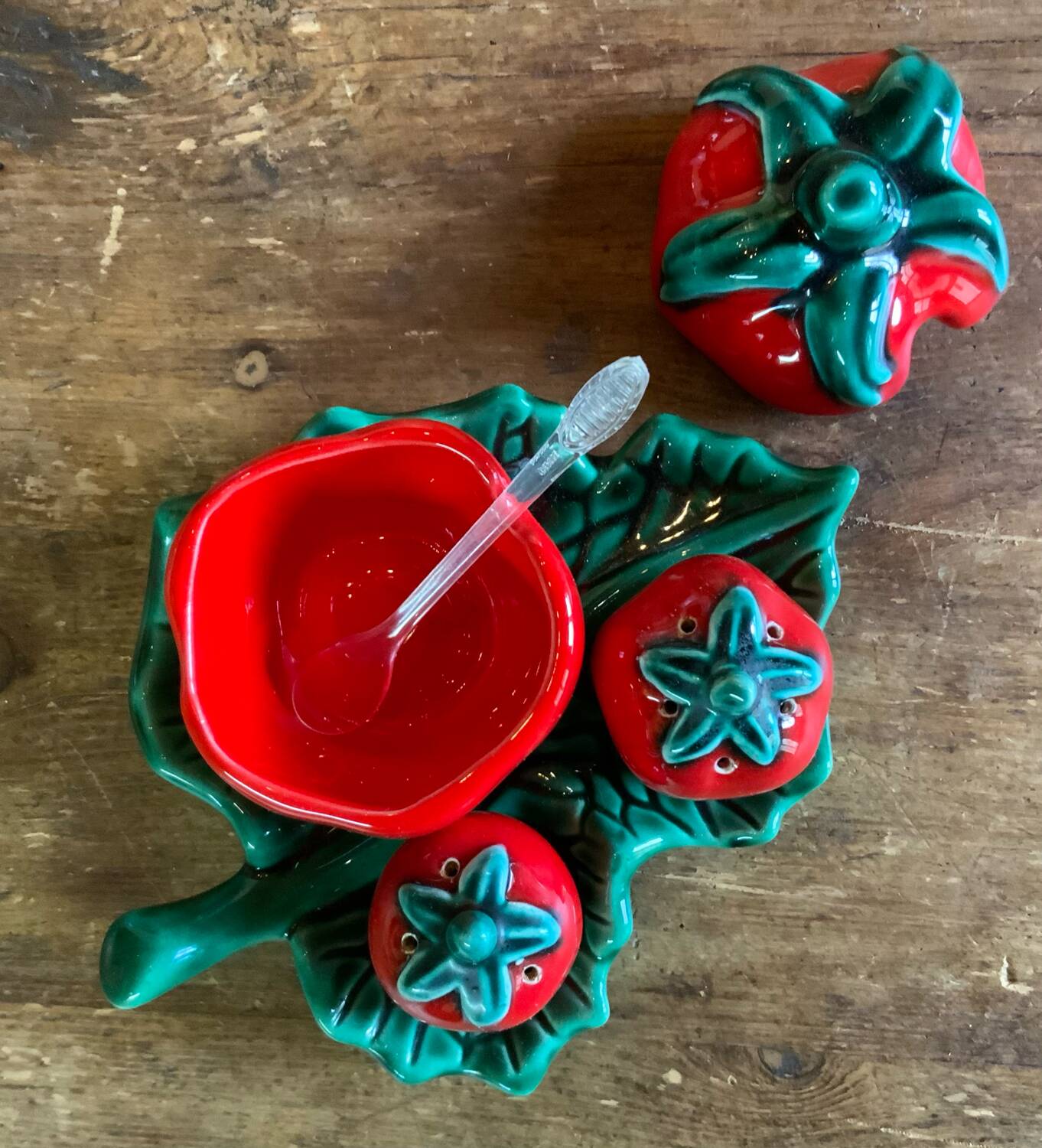 Vallauris Salt and Pepper Shaker