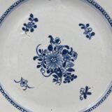 Plate in porcelain blue and white china xviii floral decoration