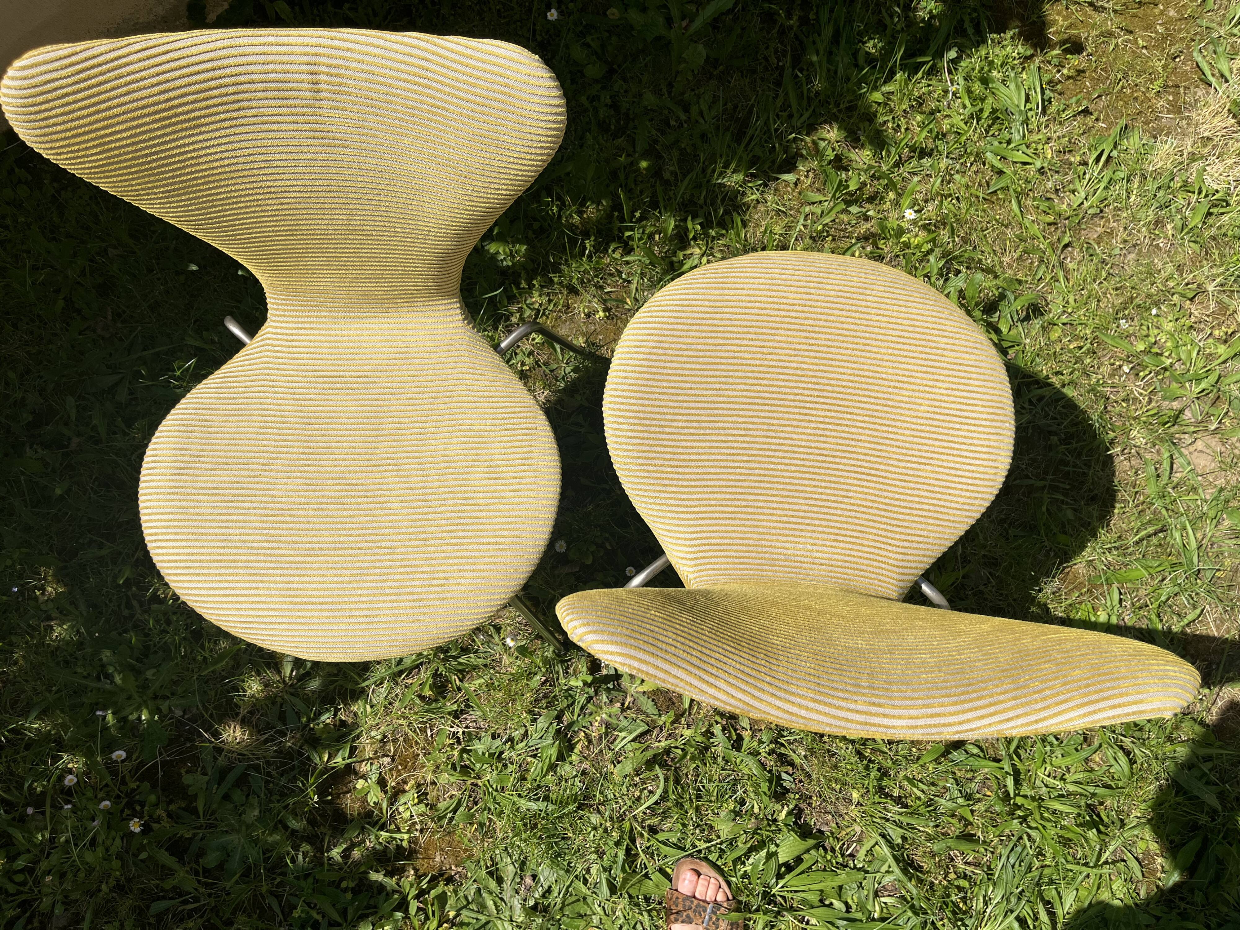 Set of 2 Jacobsen number 7 chairs, first series 1960.