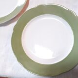 5 assiettes chantournées semi-creuses vertes et blanches
