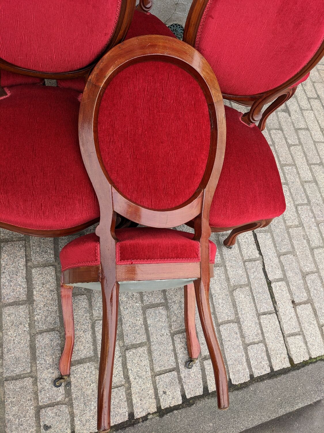 Set of 6 chairs
