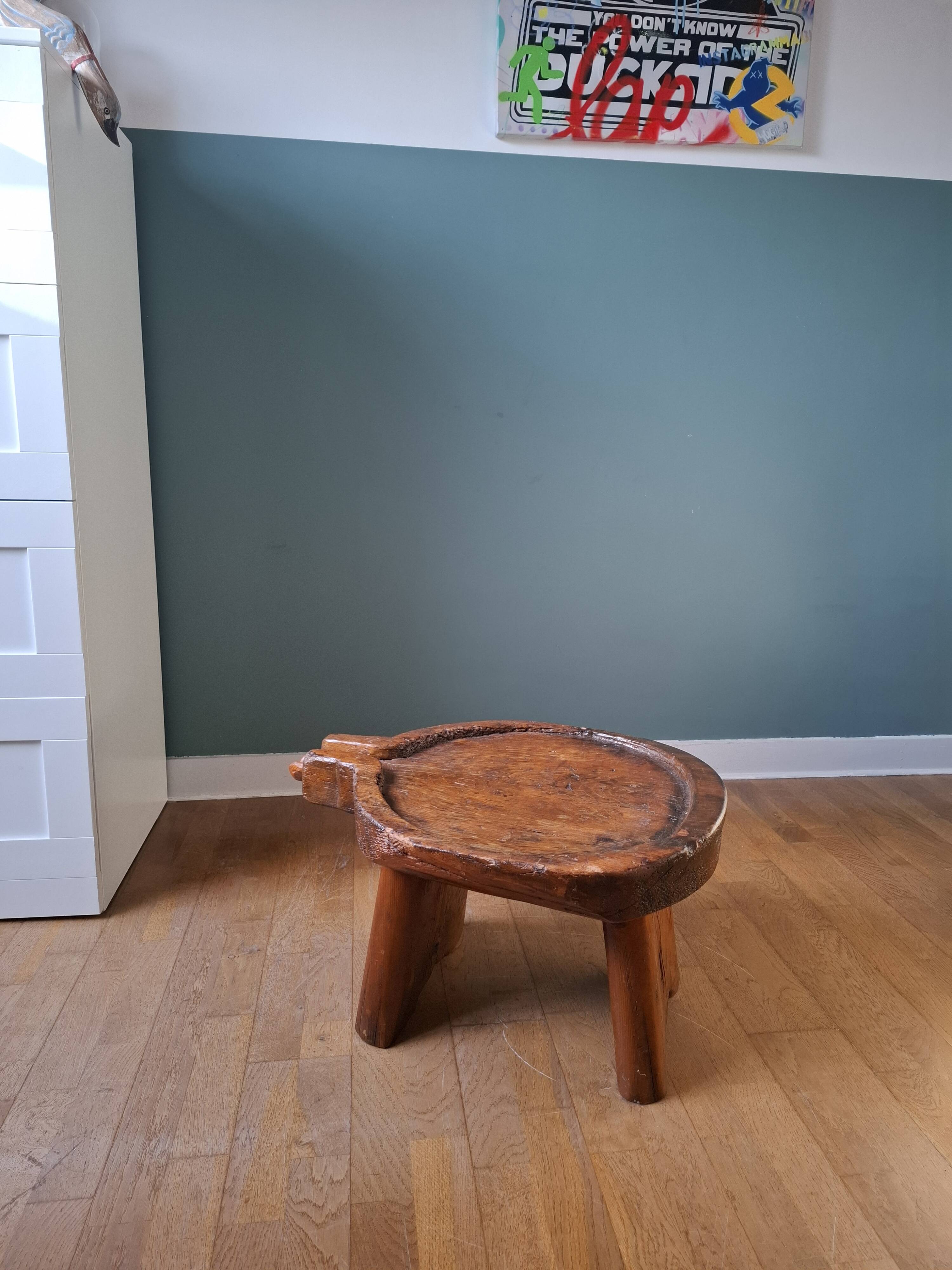 Side table arts and crafts