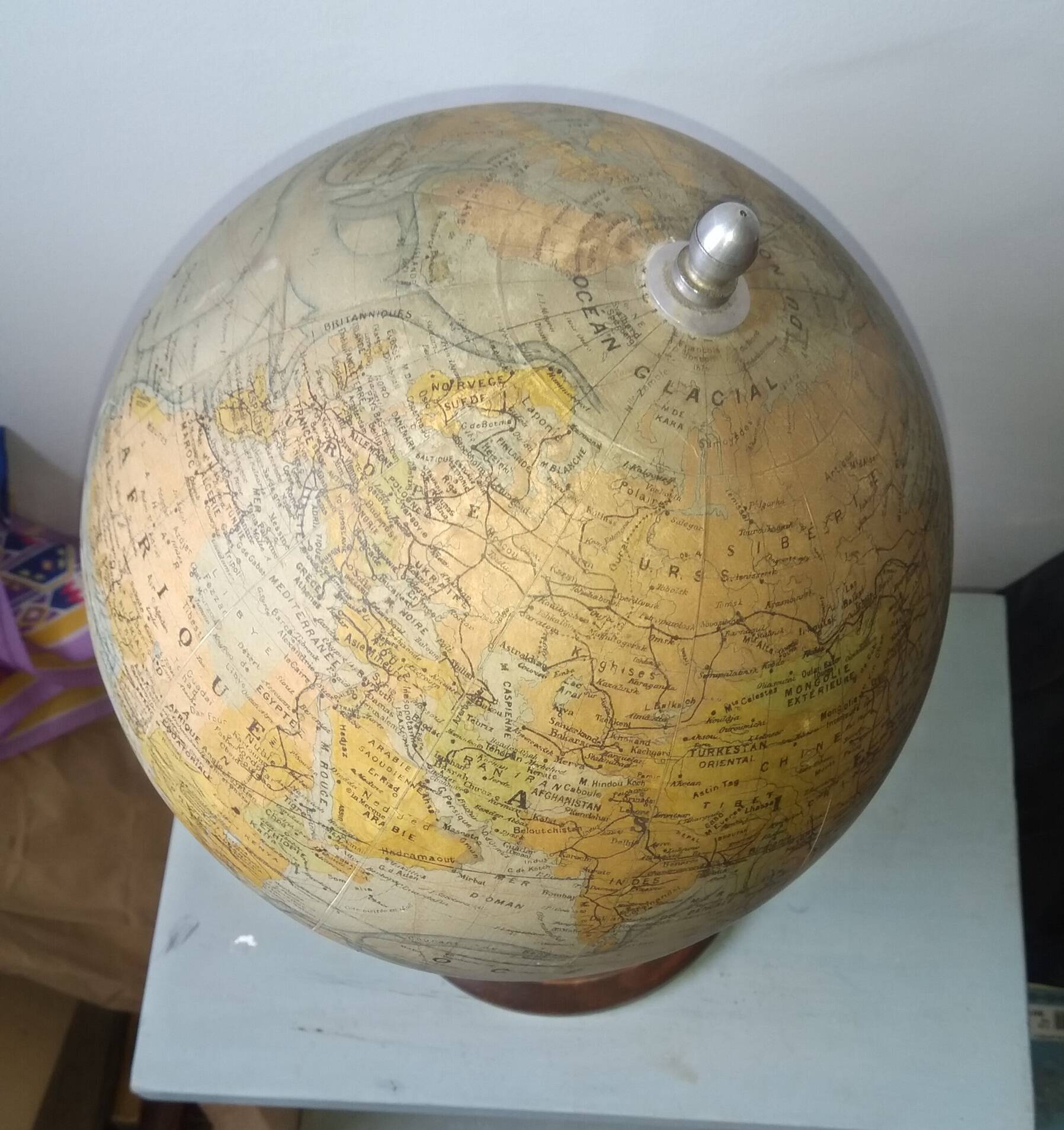 Terrestrial globe Forest Girard and barrere early 20th century