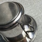 Tea pot, in silver metal