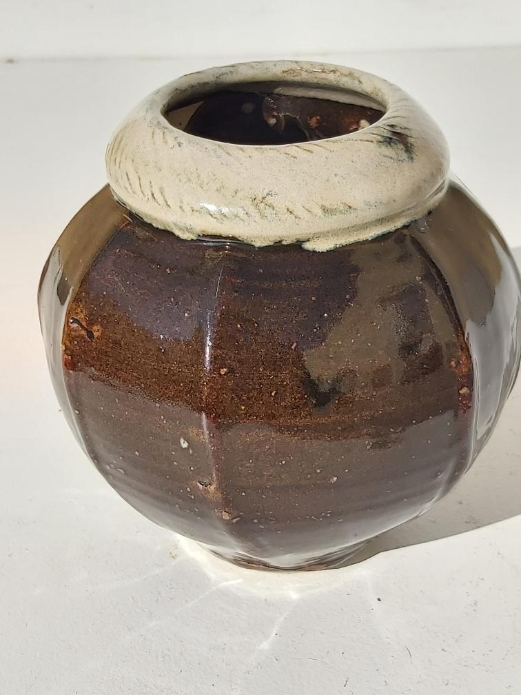 La Borne sandstone vase by Svein Hjorth-Jensen