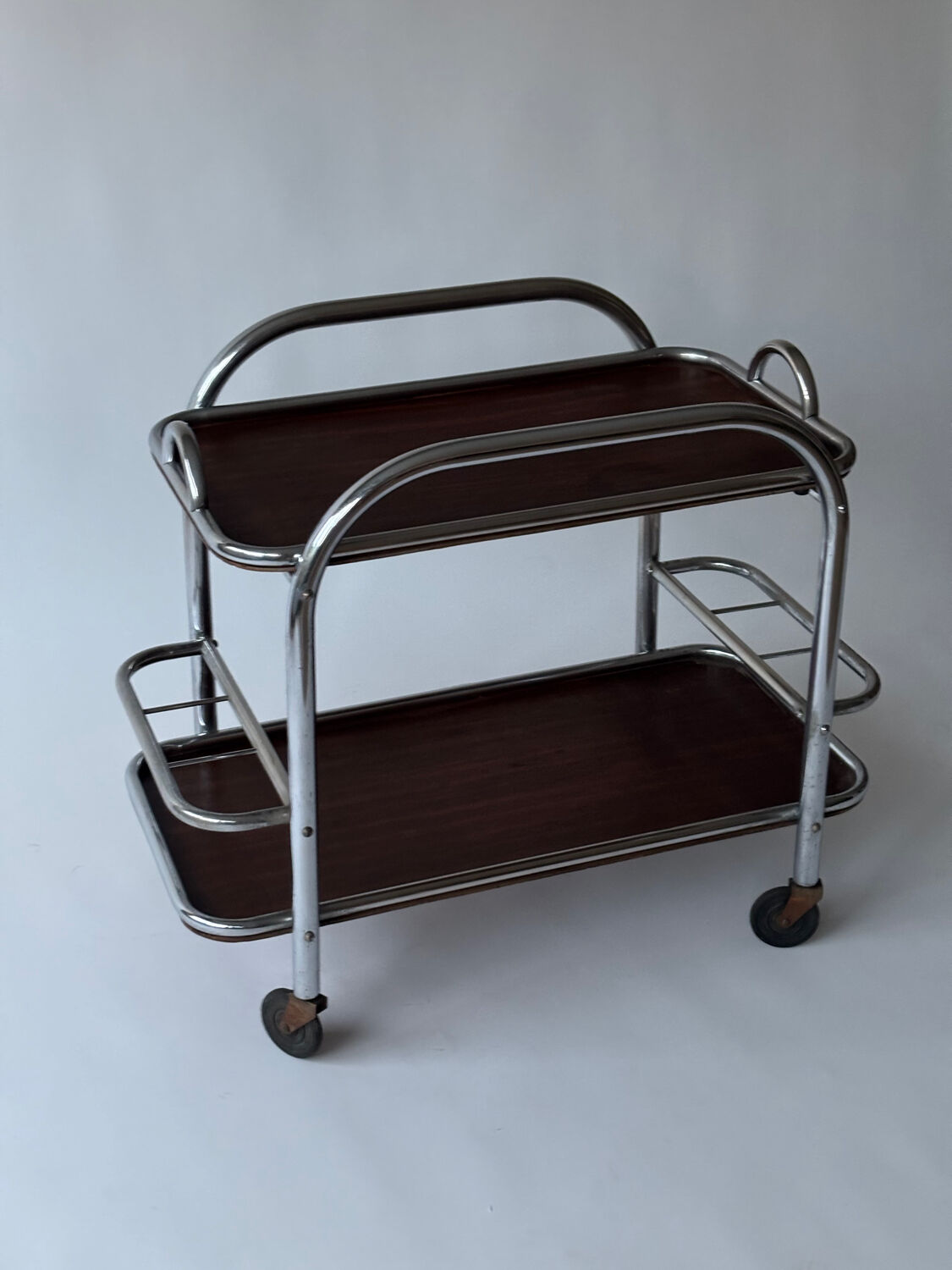 Modernist rolling dessert bar from the 1930s by Robert Mallet-Stevens.