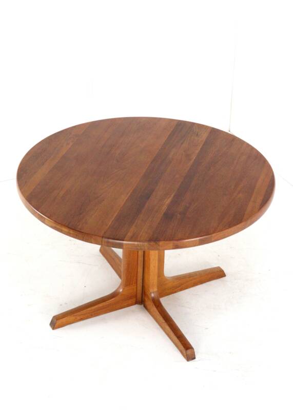 Table à manger ovale extensible Gudme 'Jysted' - design danois en teck vintage