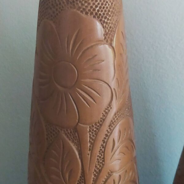 paire de vases en terre cuite gravée 1969