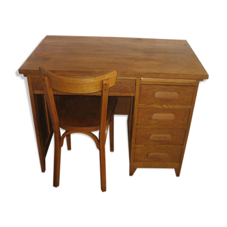 Light oak desk and chair baumann