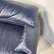 Vintage Maralunga 2-seater leather sofa from the 1980s by Vico Magistretti for Cassina.