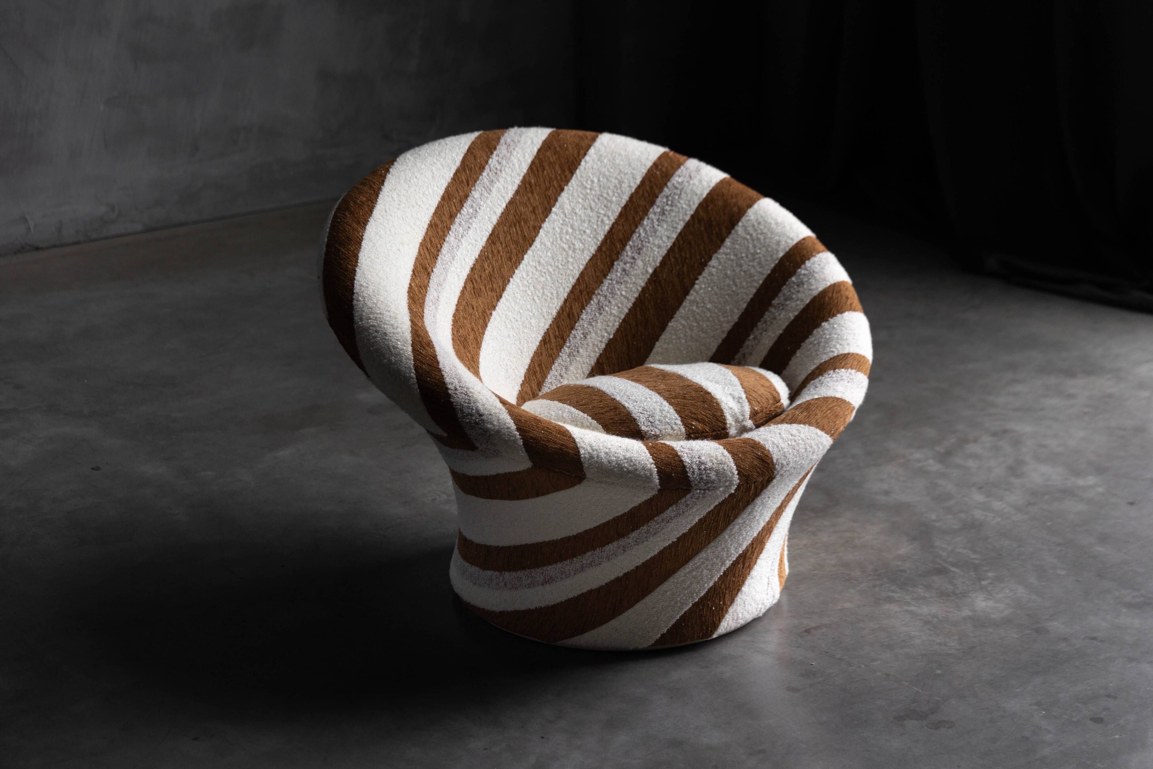 "560 Mushroom" armchair by Pierre Paulin for Artifort, Netherlands, 1963