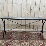 Table de bistrot en fonte de fer et plateau bois