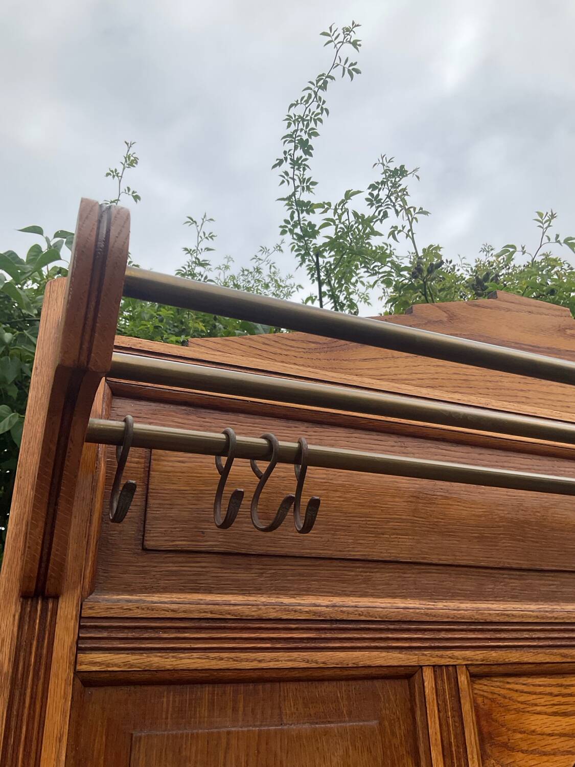 Art Deco oak cloakroom