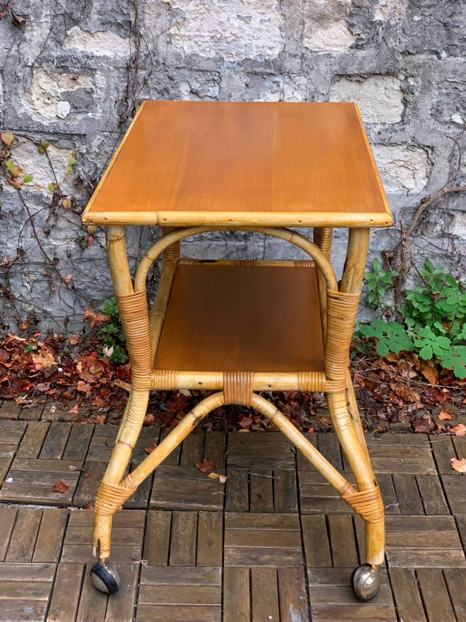 Desserte vintage en rotin et chêne 1960
