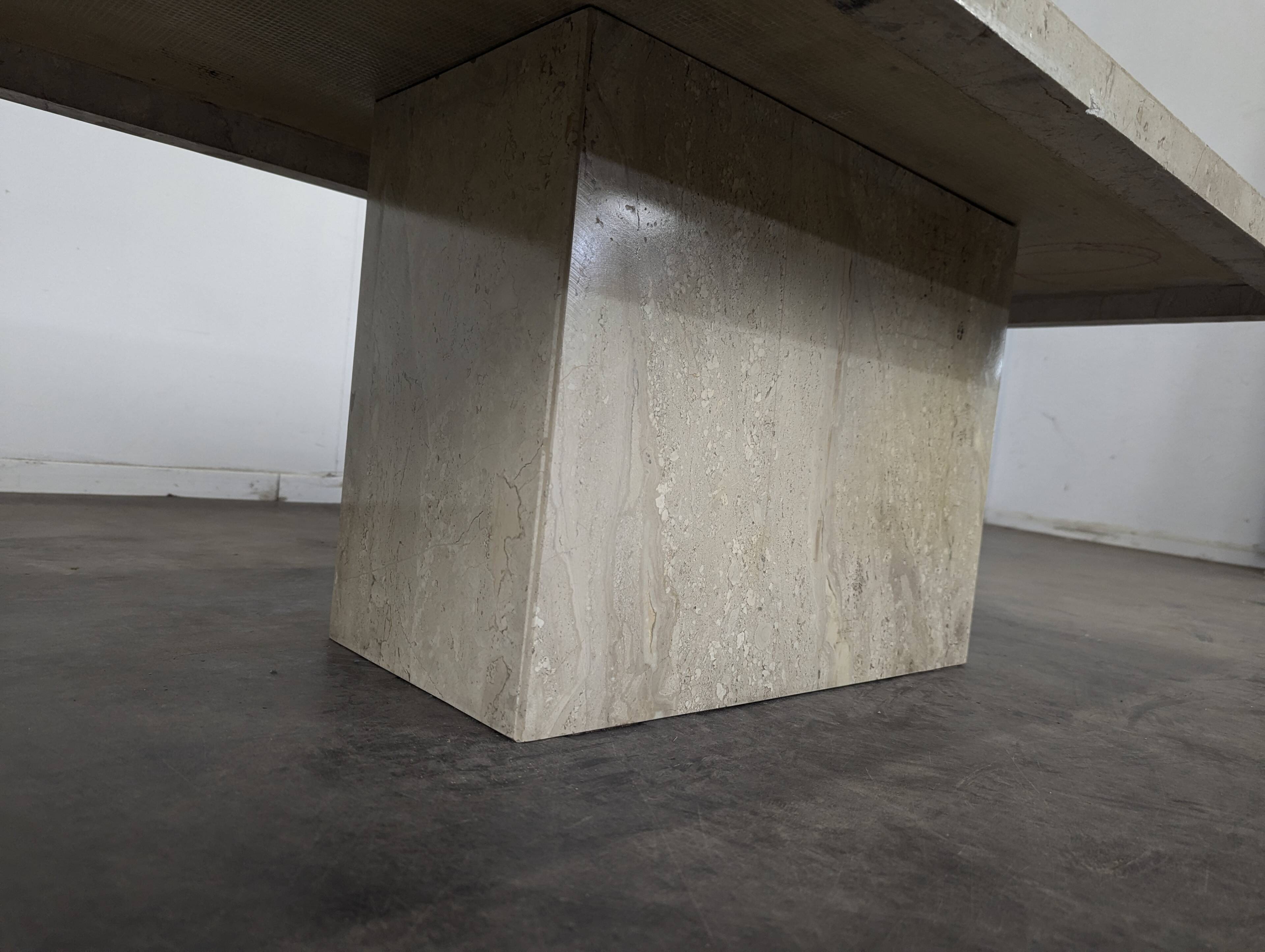 Italian coffee table in travertine