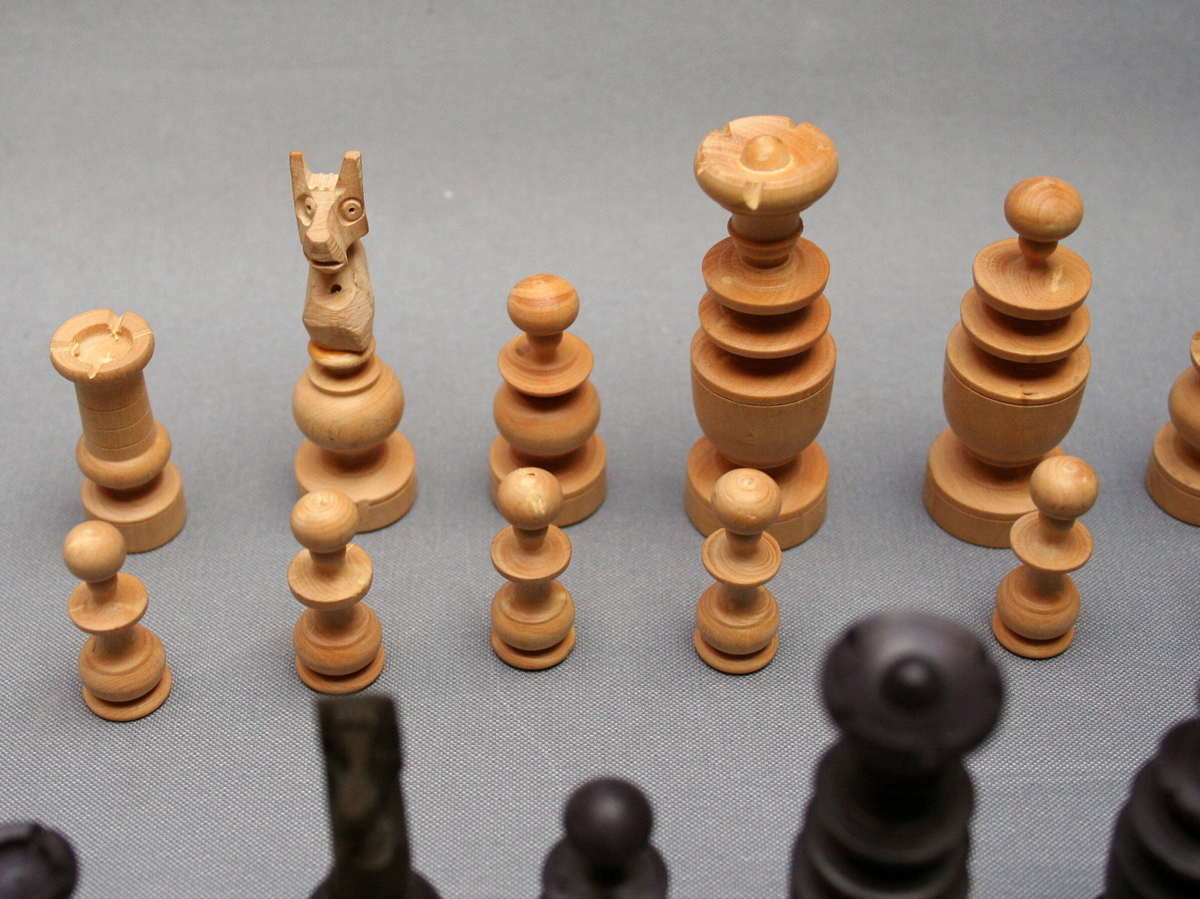 Jeu D'échecs Ancien Style Régence XXème - Complet, Roi 9cm - Sans Boîte