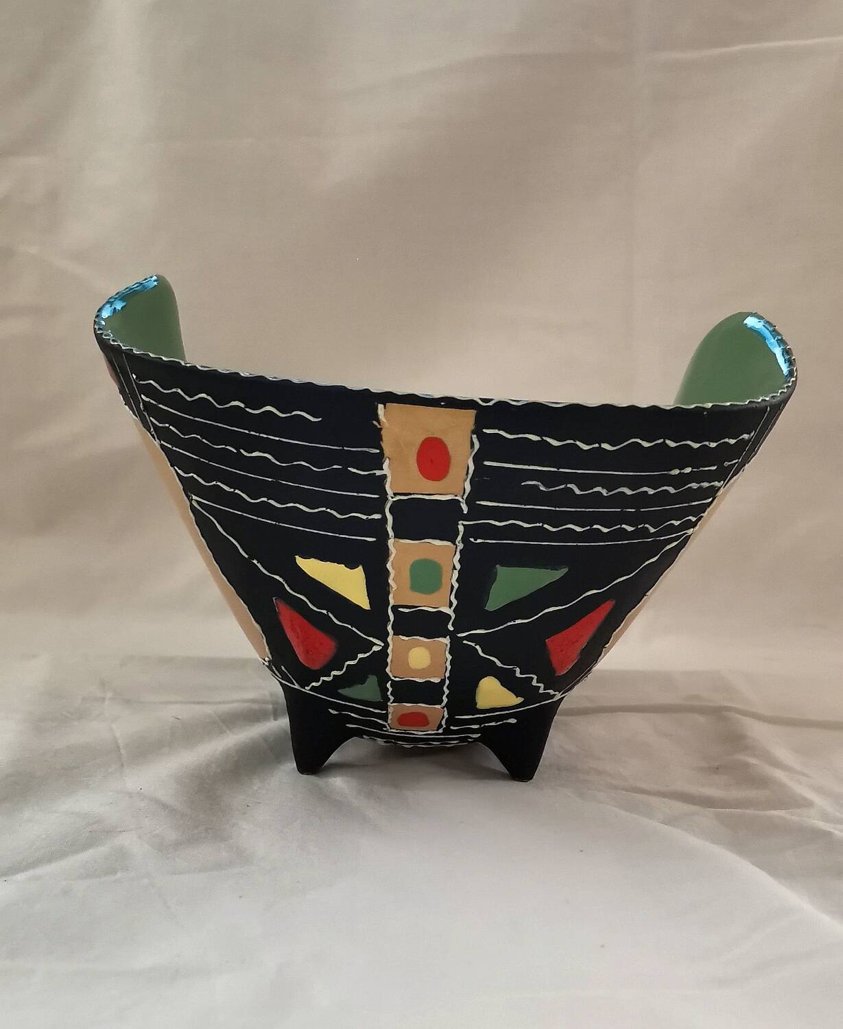 Ceramic bowl