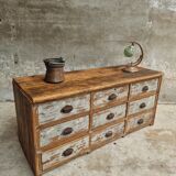 Workshop chest of drawers