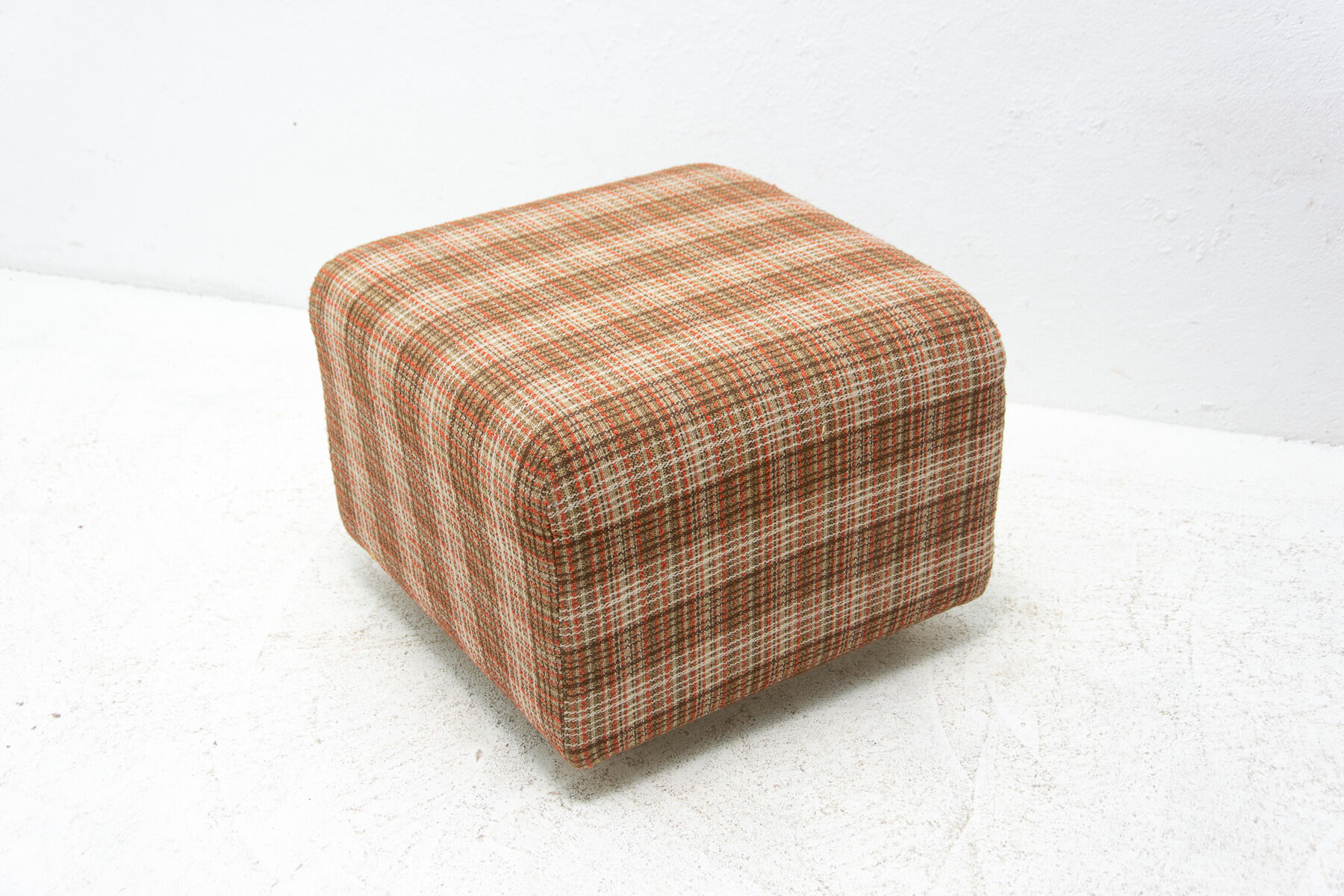 Eastern bloc upholstered pouffe, 1980´s, Czechoslovakia