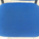 2 stackable chairs of black and blue fabrics