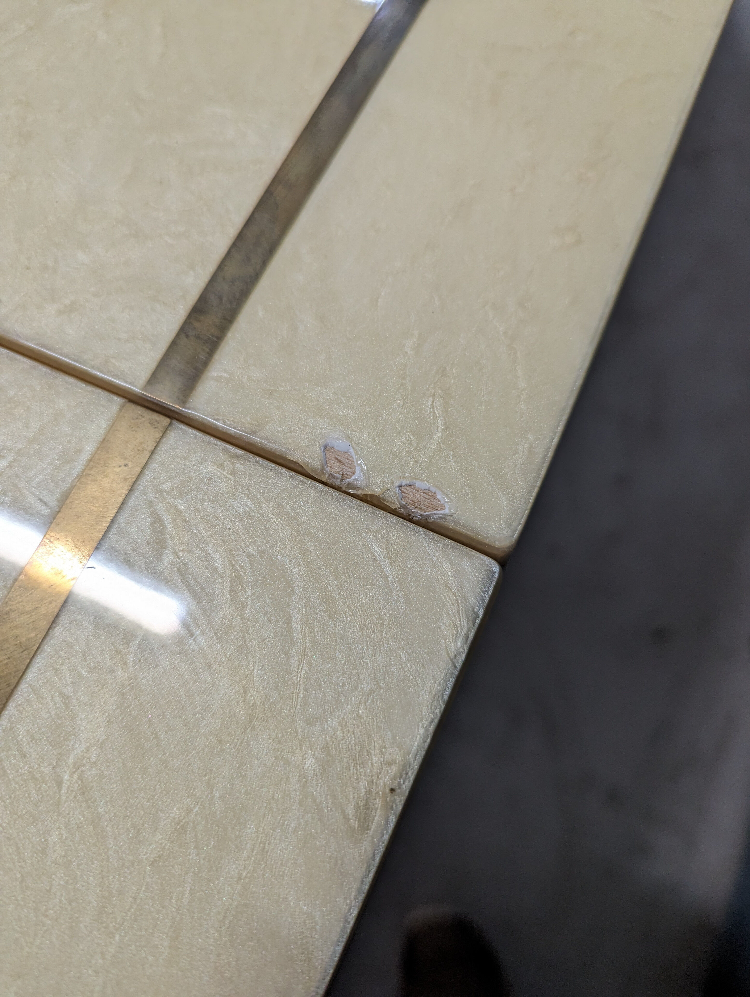 Table laquée blanc Eric Maville