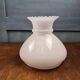 Globe abat-jour opaline blanche – Verre opale, bord ondulé – Style intemporel