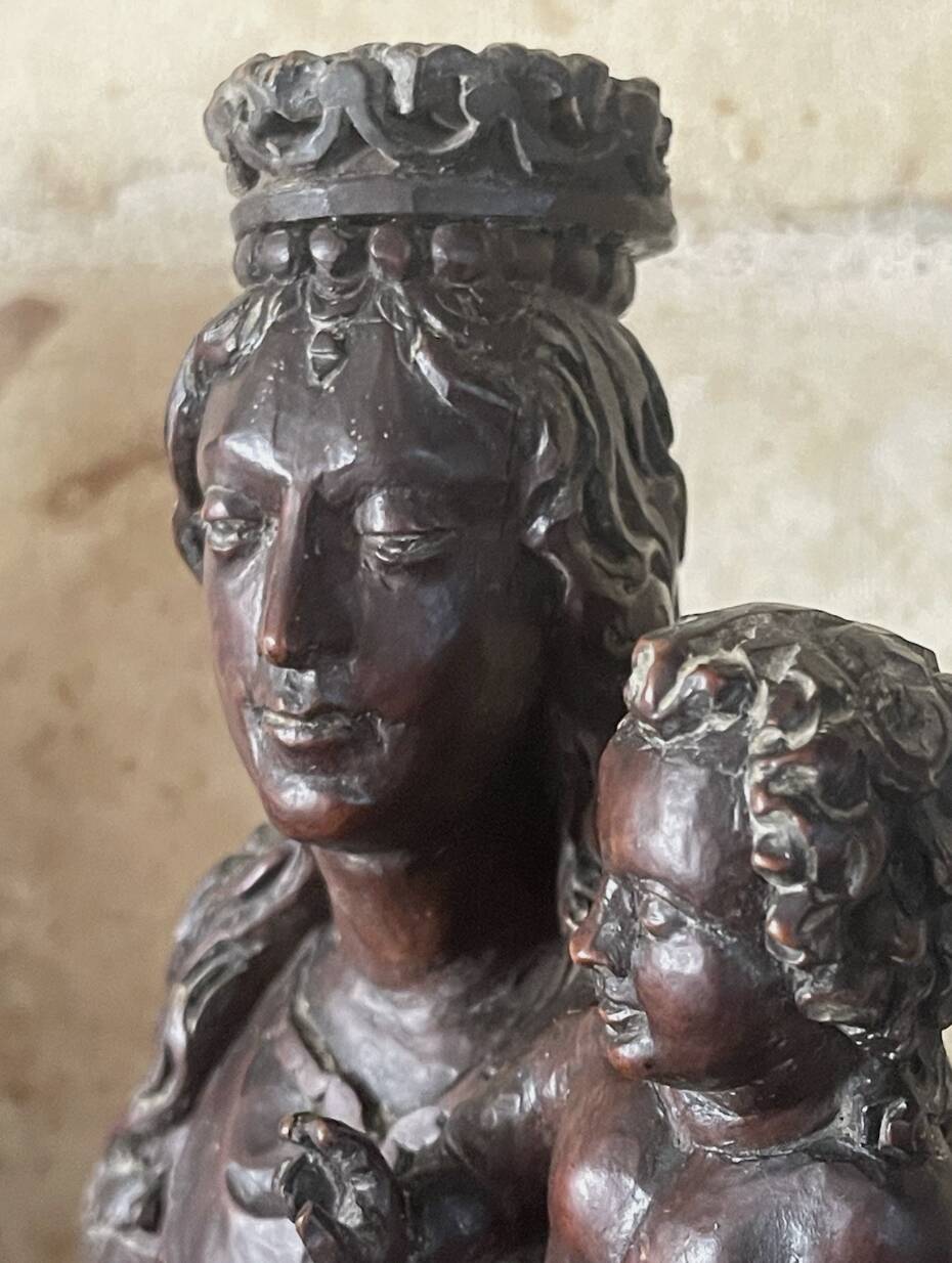 Virgin and Child - Wooden sculpture - 33 cm - France - 18th century