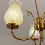 Minimalist and chic gold 3-arm chandelier