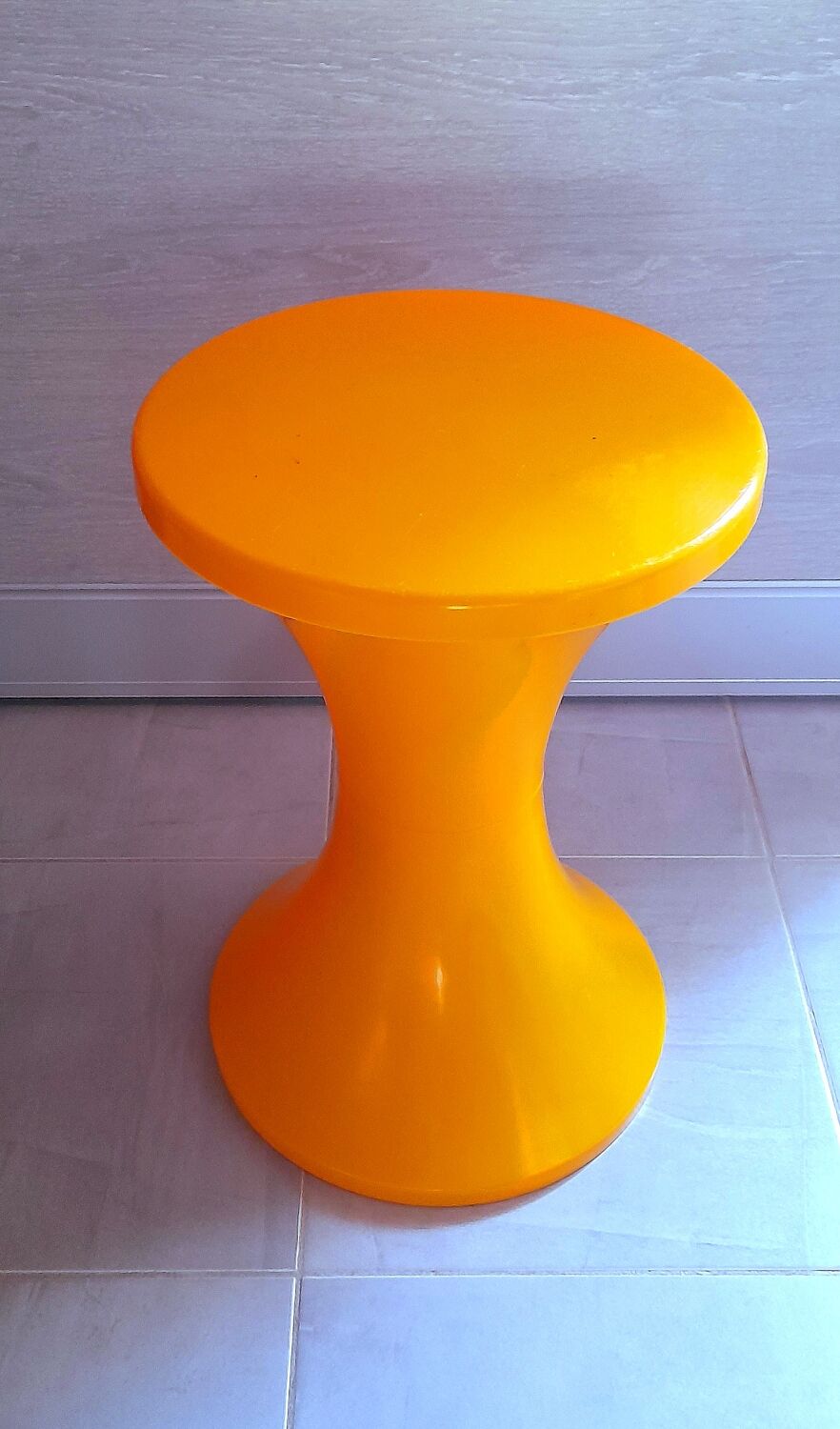 Tam-tam 70s stool