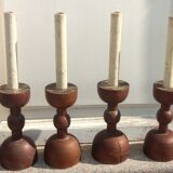 Série de 4 anciens bougeoirs en bois/brutaliste