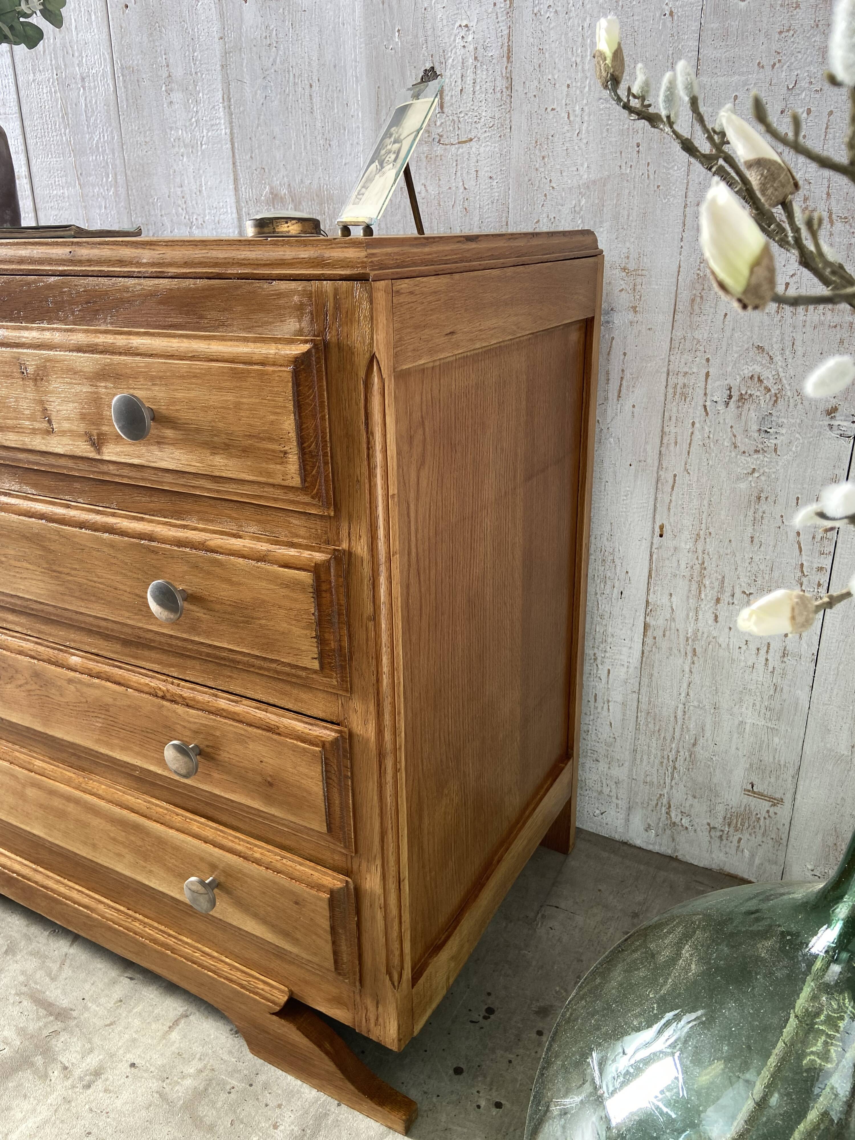 Commode vintage