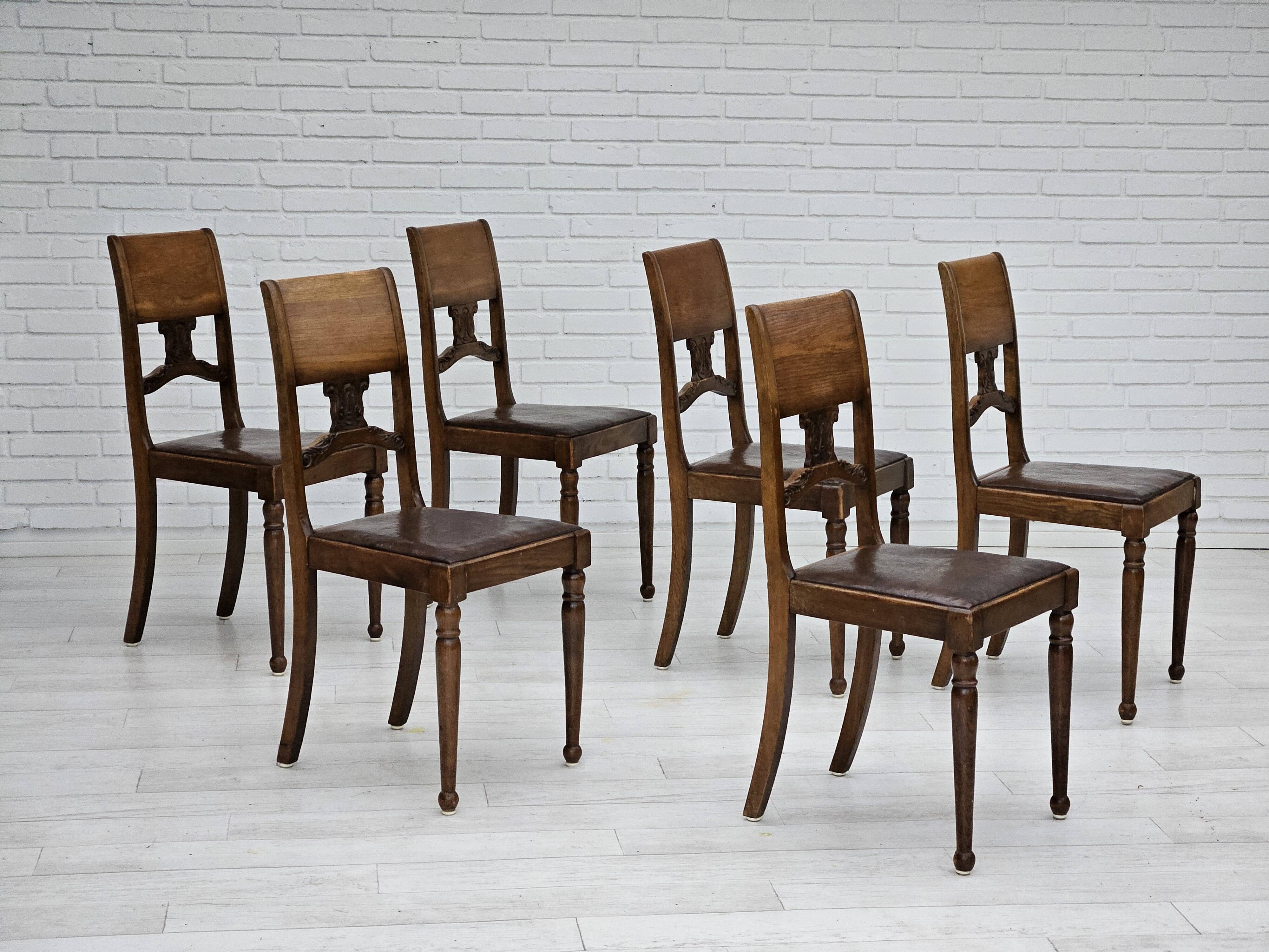 Suite de 6 chaises scandinaves années 30, bon état d'origine.