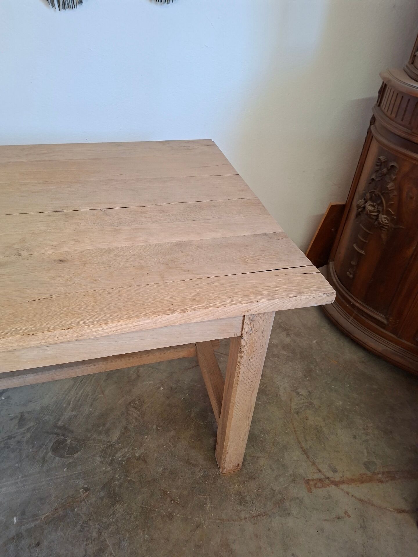 Rustic old farmhouse table made of solid oak, fully sandblasted.