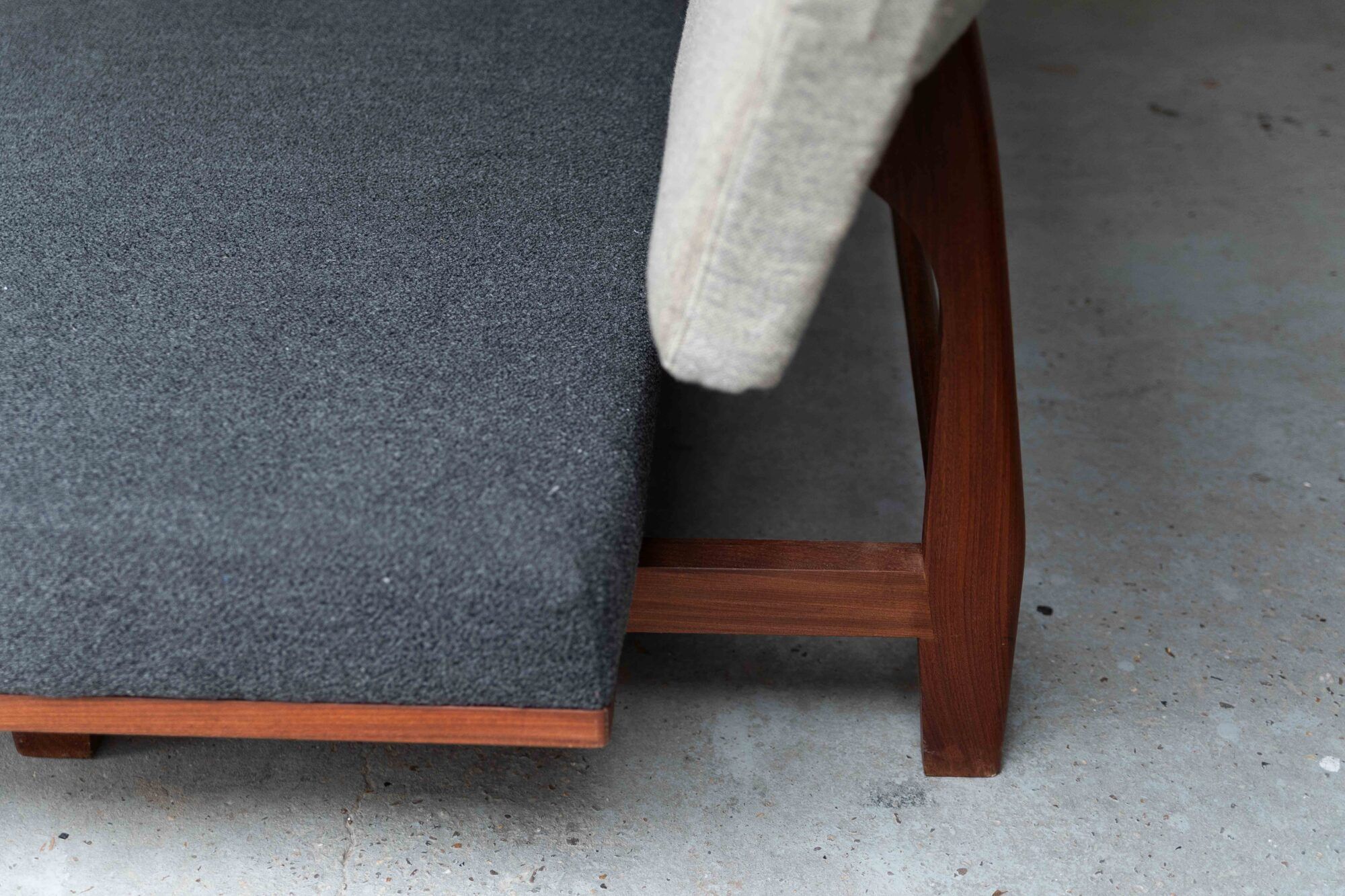 Canapé by Hans Bellmann