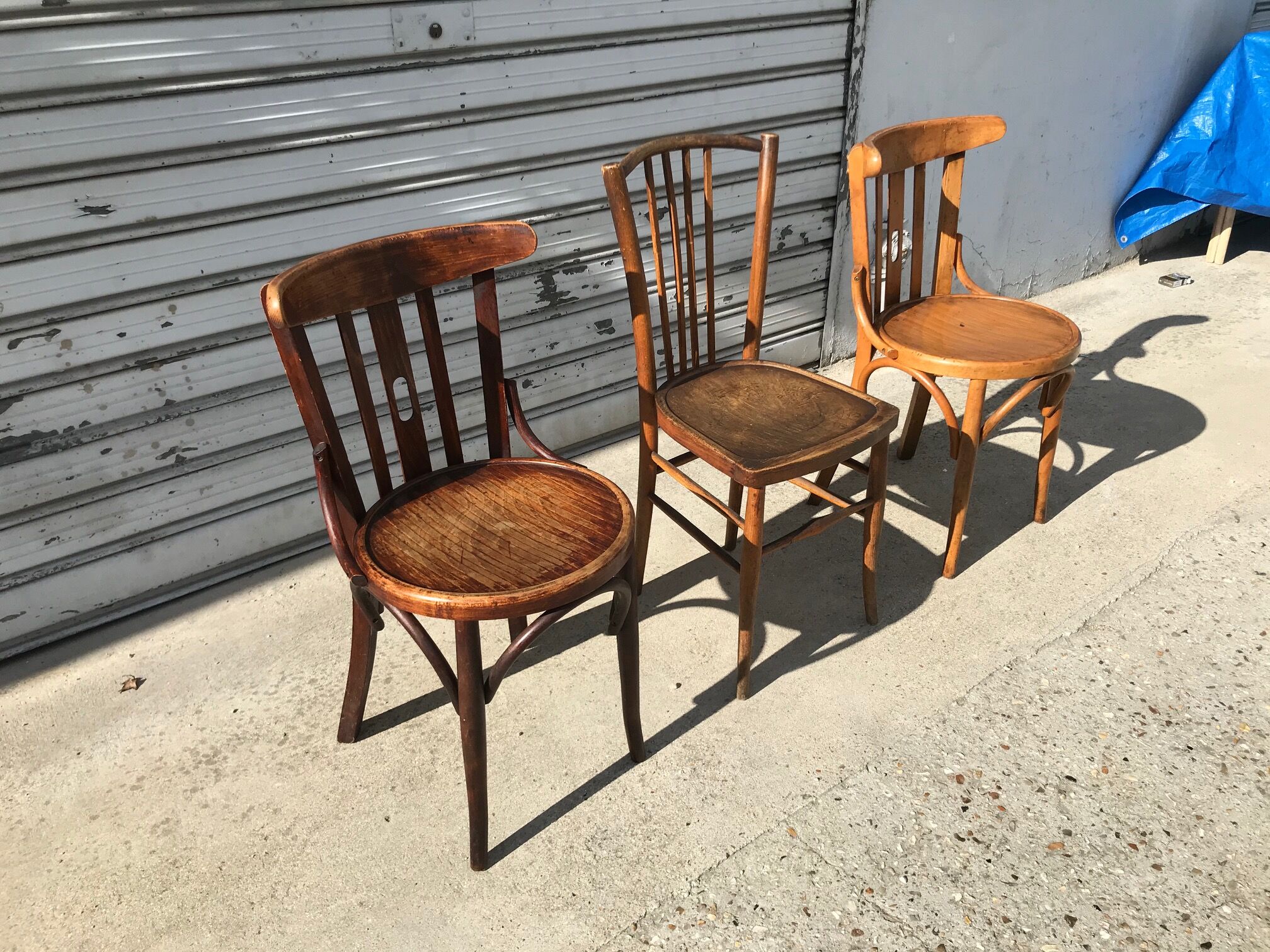 Set de 3 chaises bistrot dépareillées