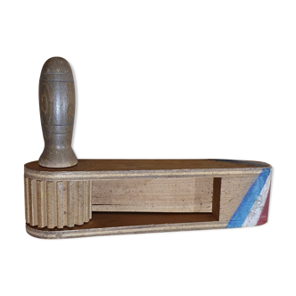 Wooden rattle