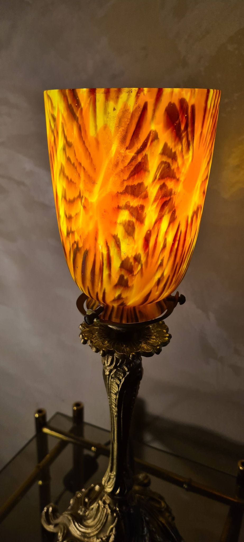 art nouveau rocaille style bronze lamp, superb tulip, 36x15, very good condition
