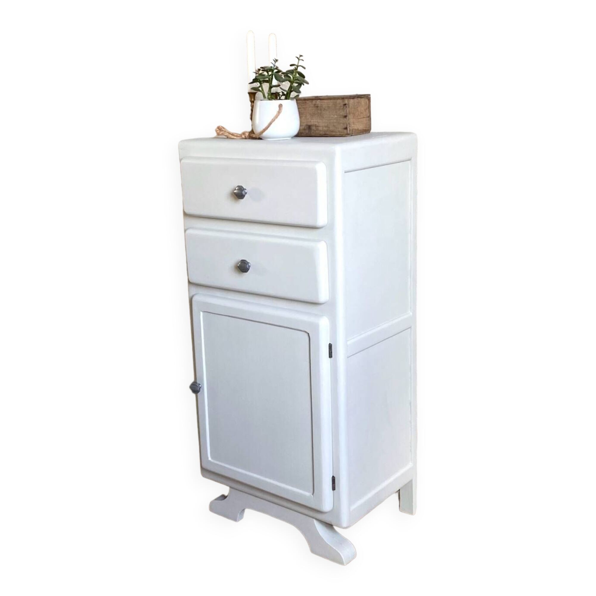 Storage unit