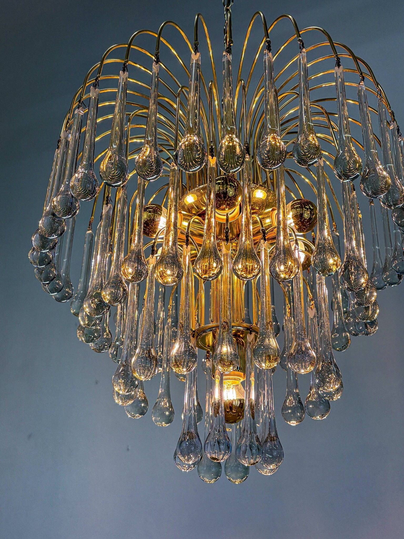 Four-tier cascade teardrop chandelier by Venini, Murano glass, Italy 1970s
