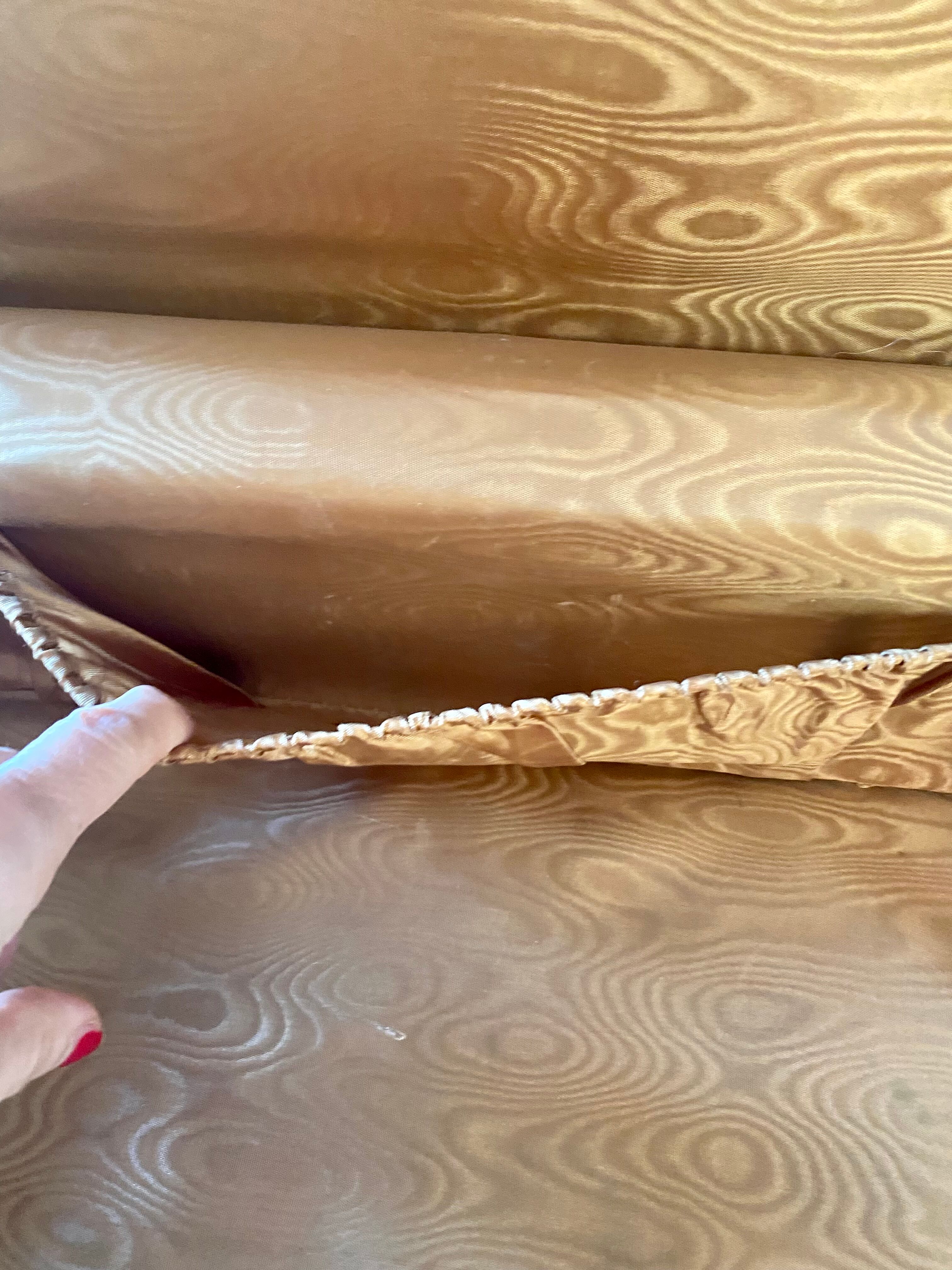 Brown suitcase Favo vintage