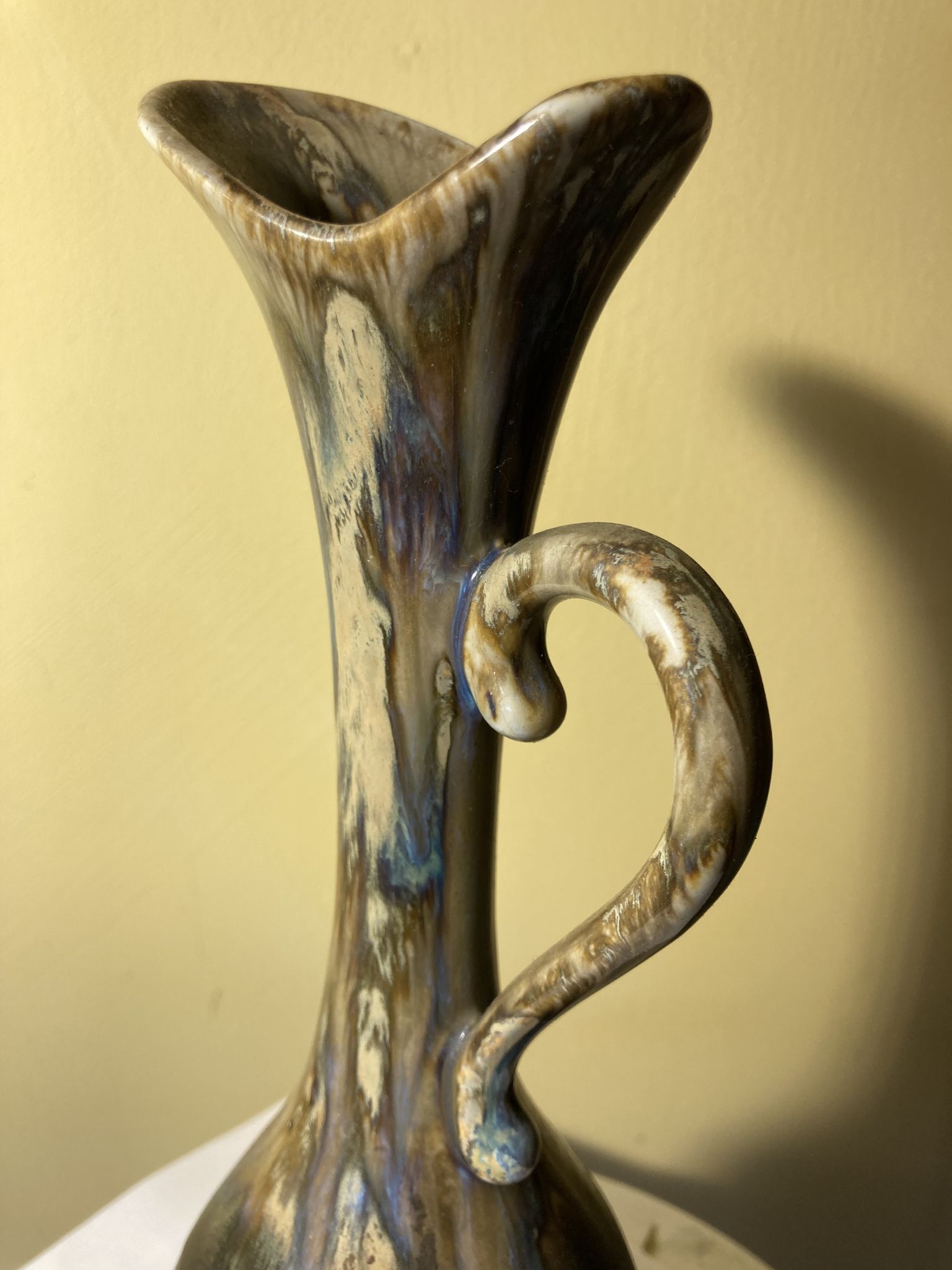 Pitcher art deco signature Rhoda numbered 523