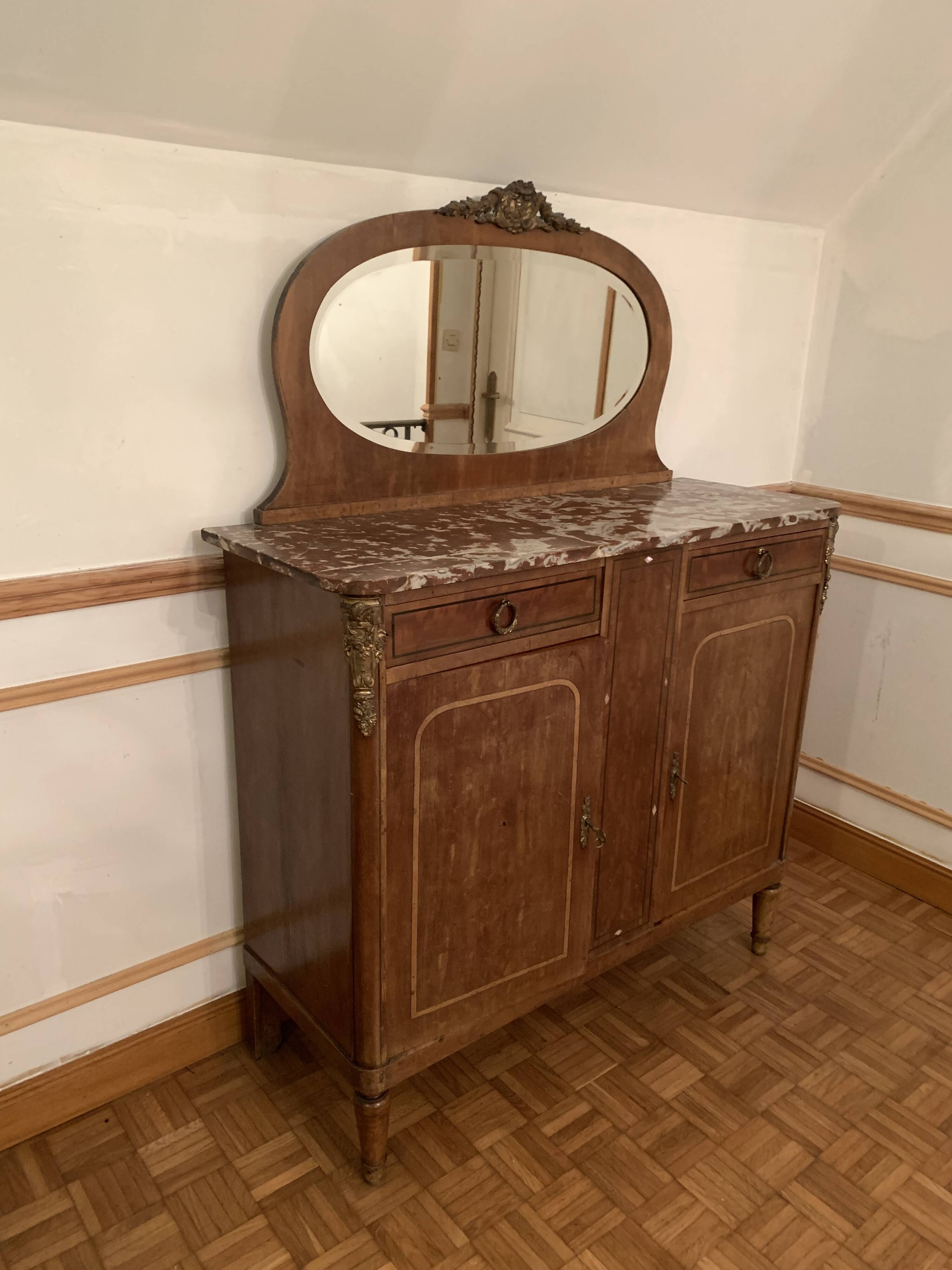 Napoleon's linen furniture