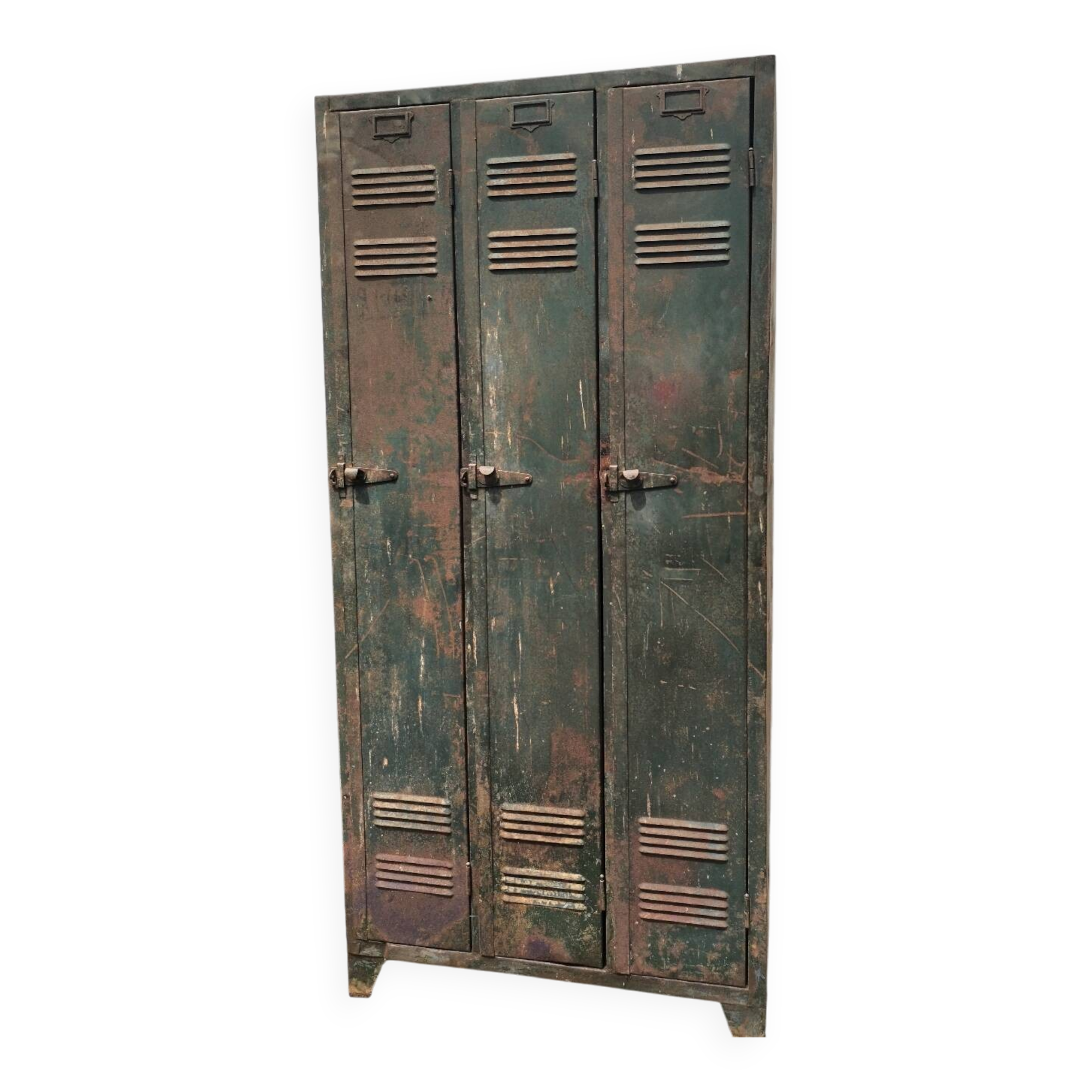 Industrial locker room