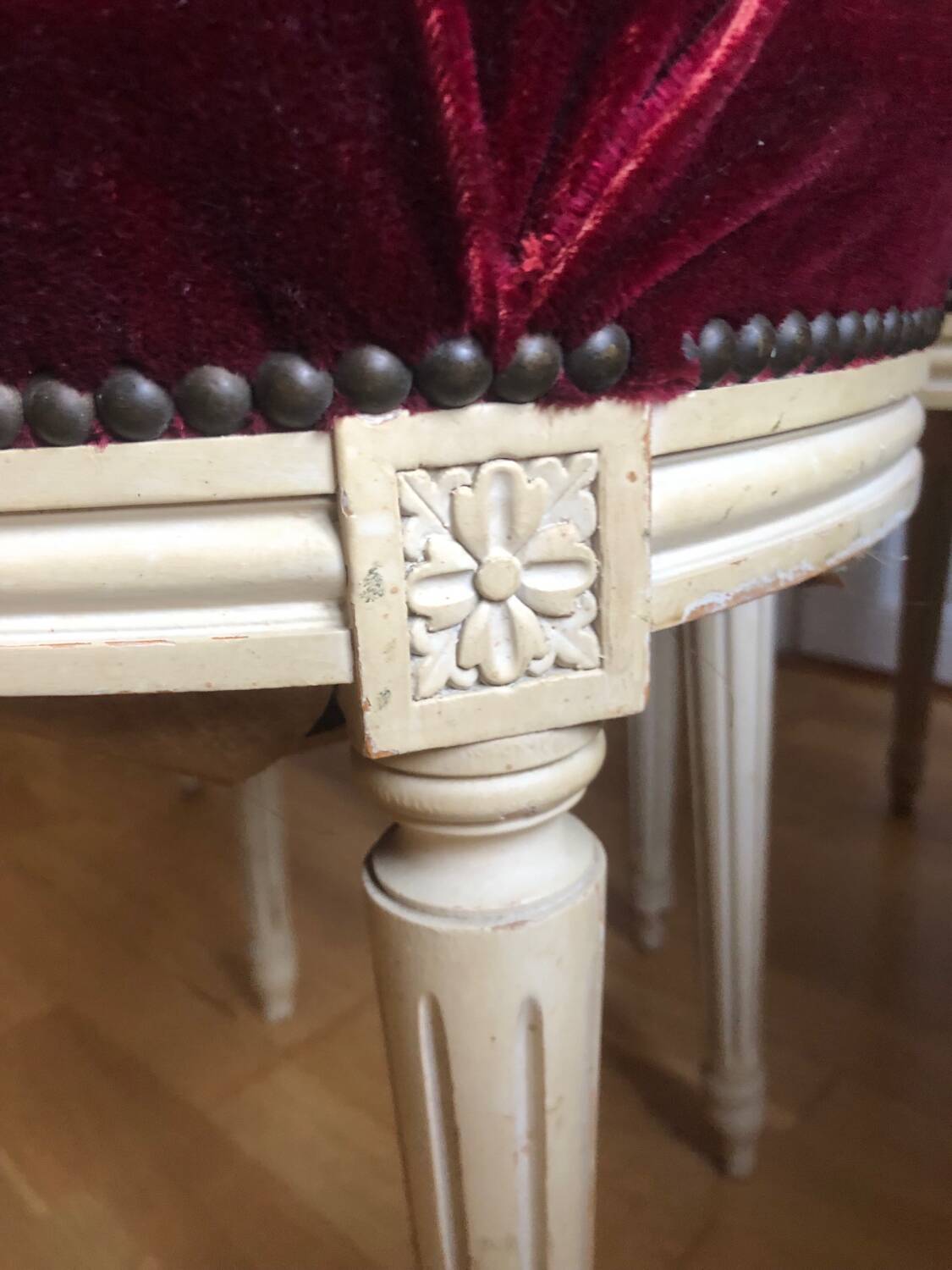 Lot of six Louis XVI chairs purple velvet patinated wood