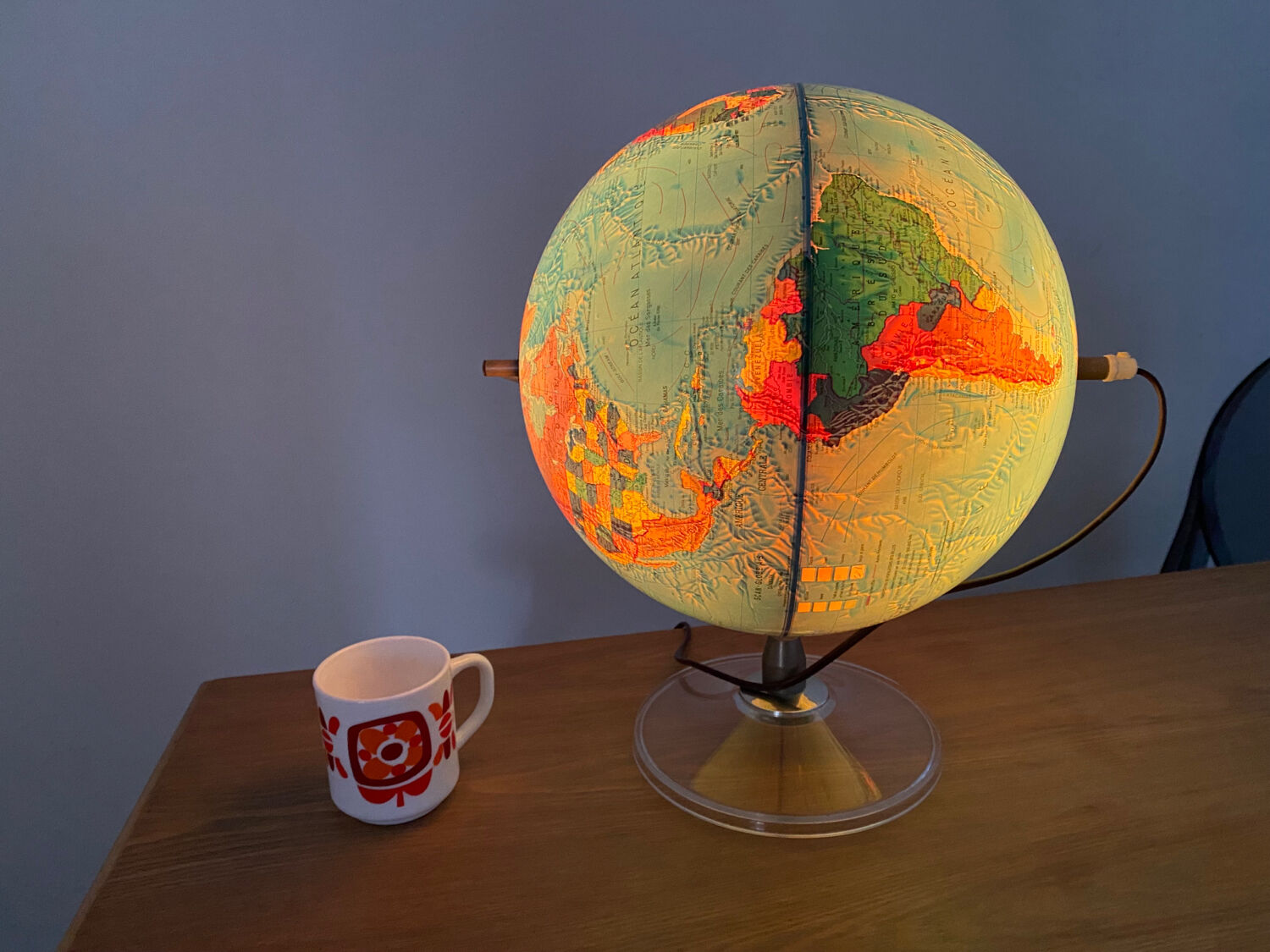 World map lamp Scan-globe Denmark vintage 1972 swivel & tiltable